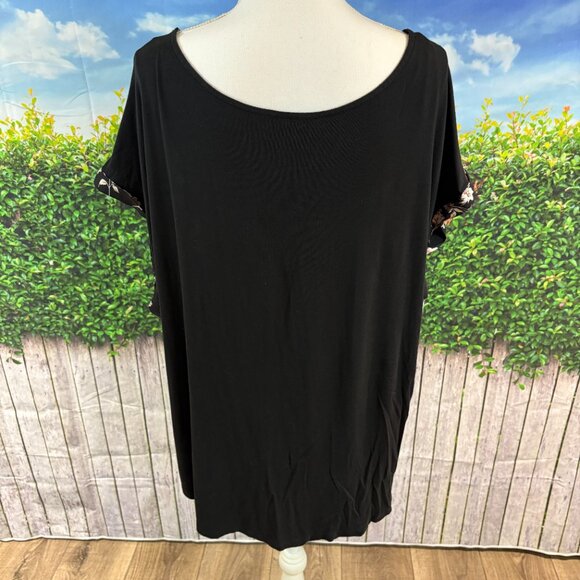 Lilly Morgan Floral Print with Black Top Plus Size 2X (SKU: 30W) - Picture 2 of 6